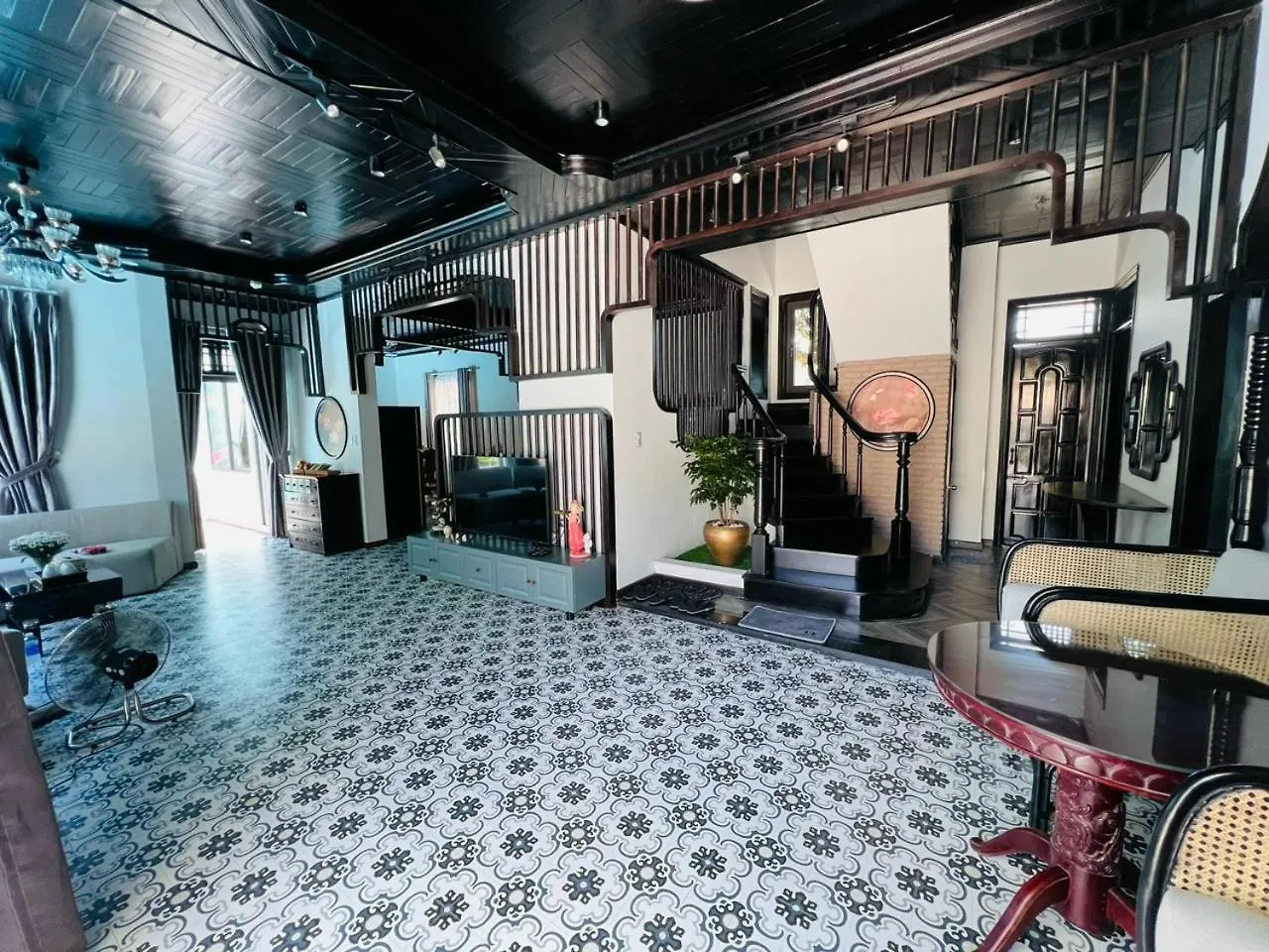 New Luxury Villa - Venuestay Hoi An